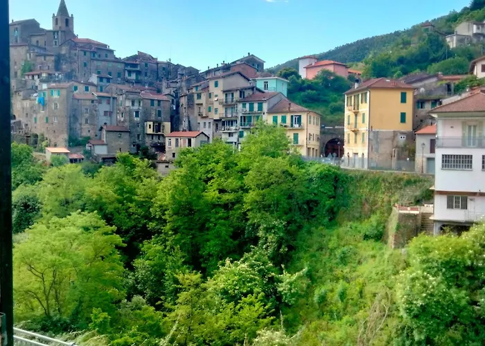 Con Vista A Ceriana